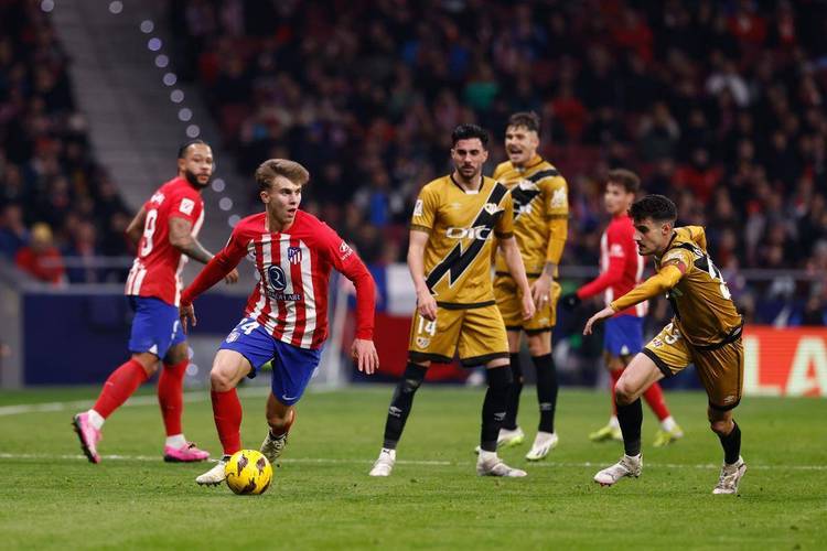 西甲国际比赛日再迎强敌,皇家马德里伤情更新,主帅态度——媒体盛赞,训练强度明显提升的简单介绍 西甲国际比赛日再迎强敌,皇家马德里伤情更新,主帅态度——媒体盛赞,训练强度明显提升的简单介绍