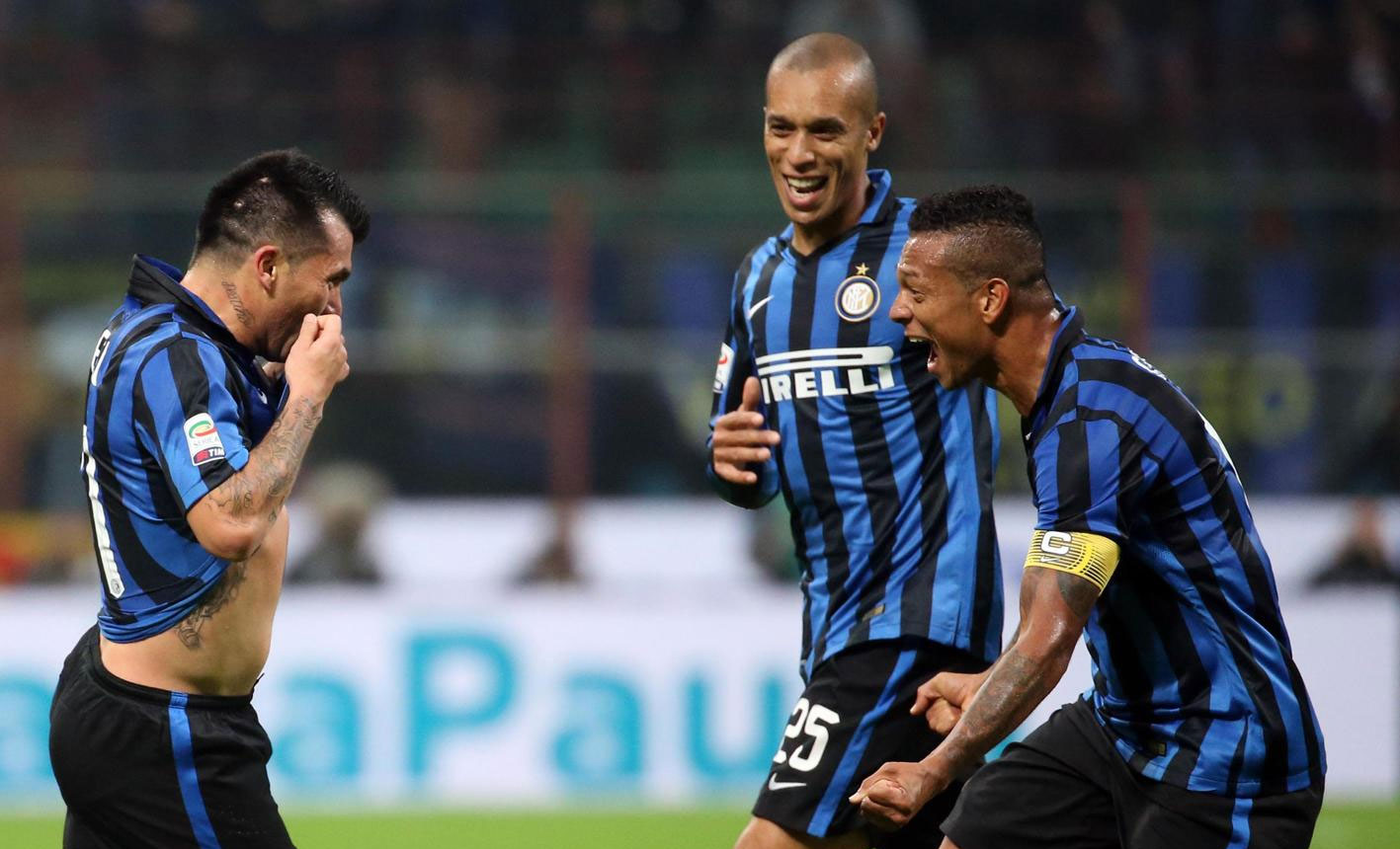 社区盾赛程吃紧，达拉斯独行侠清晨远射贴柱，信心回归，训练强度明显提升的简单介绍